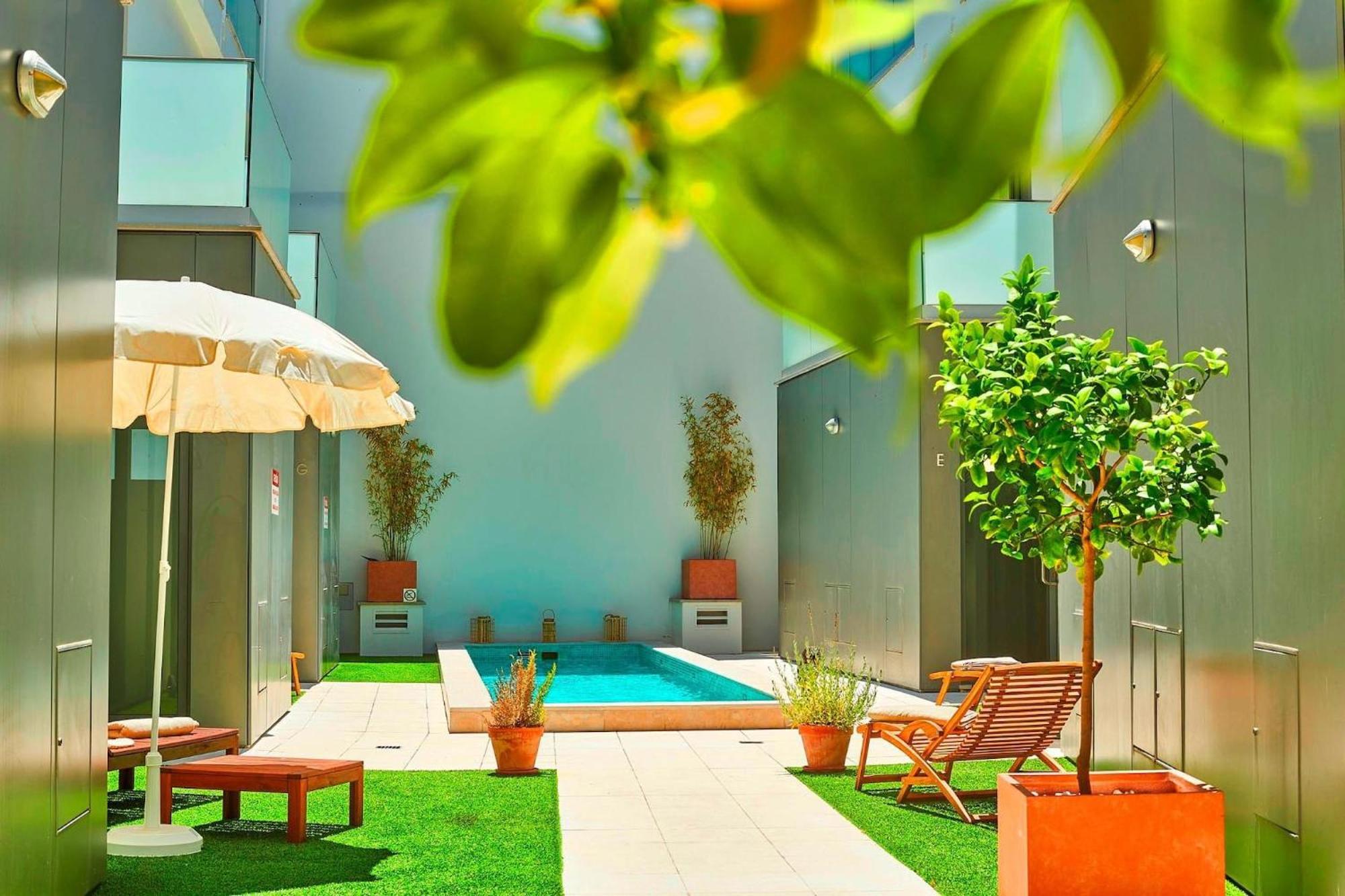 Stylish Townhouse In Tavira Centre, Shared Pool Exterior foto