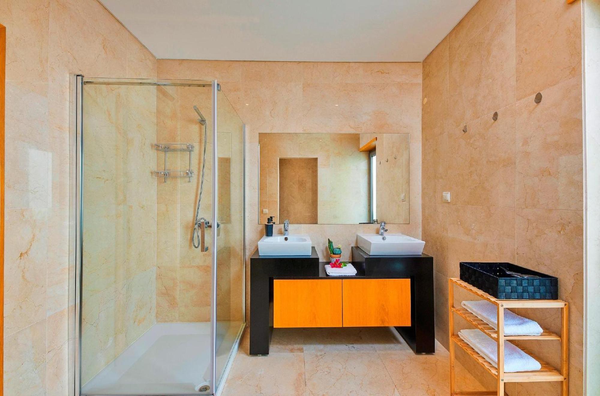 Stylish Townhouse In Tavira Centre, Shared Pool Exterior foto